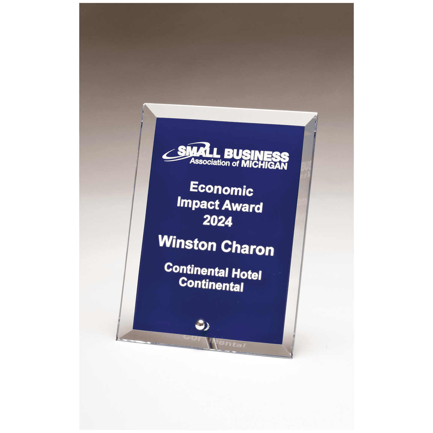 5" x 7" Thick Clear Glass Plaque with Painted Blue Background, Silv er Plated Easel Post