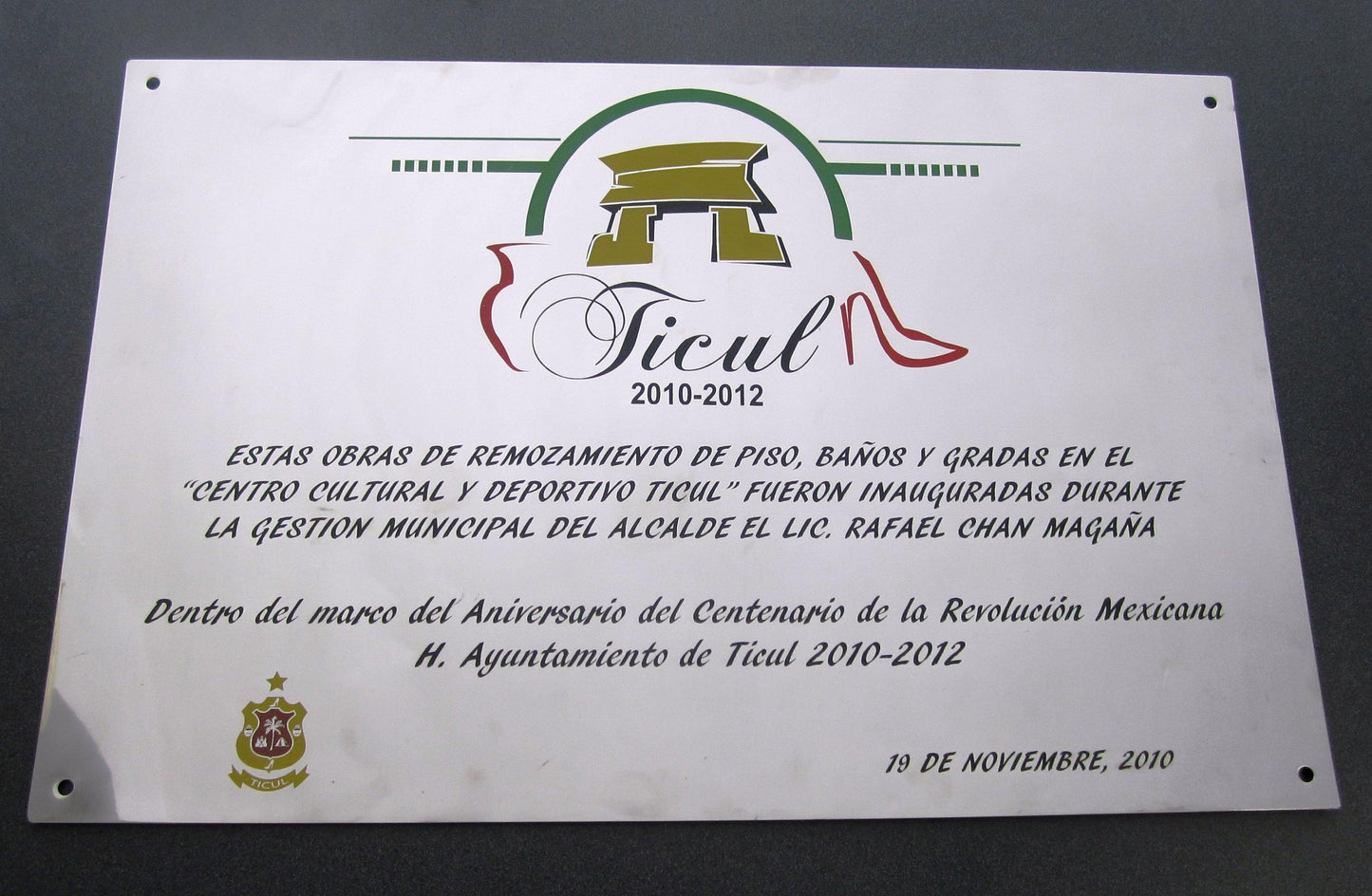 Trofeo PLC200. Placa Acero-[product_type - El Número UNO