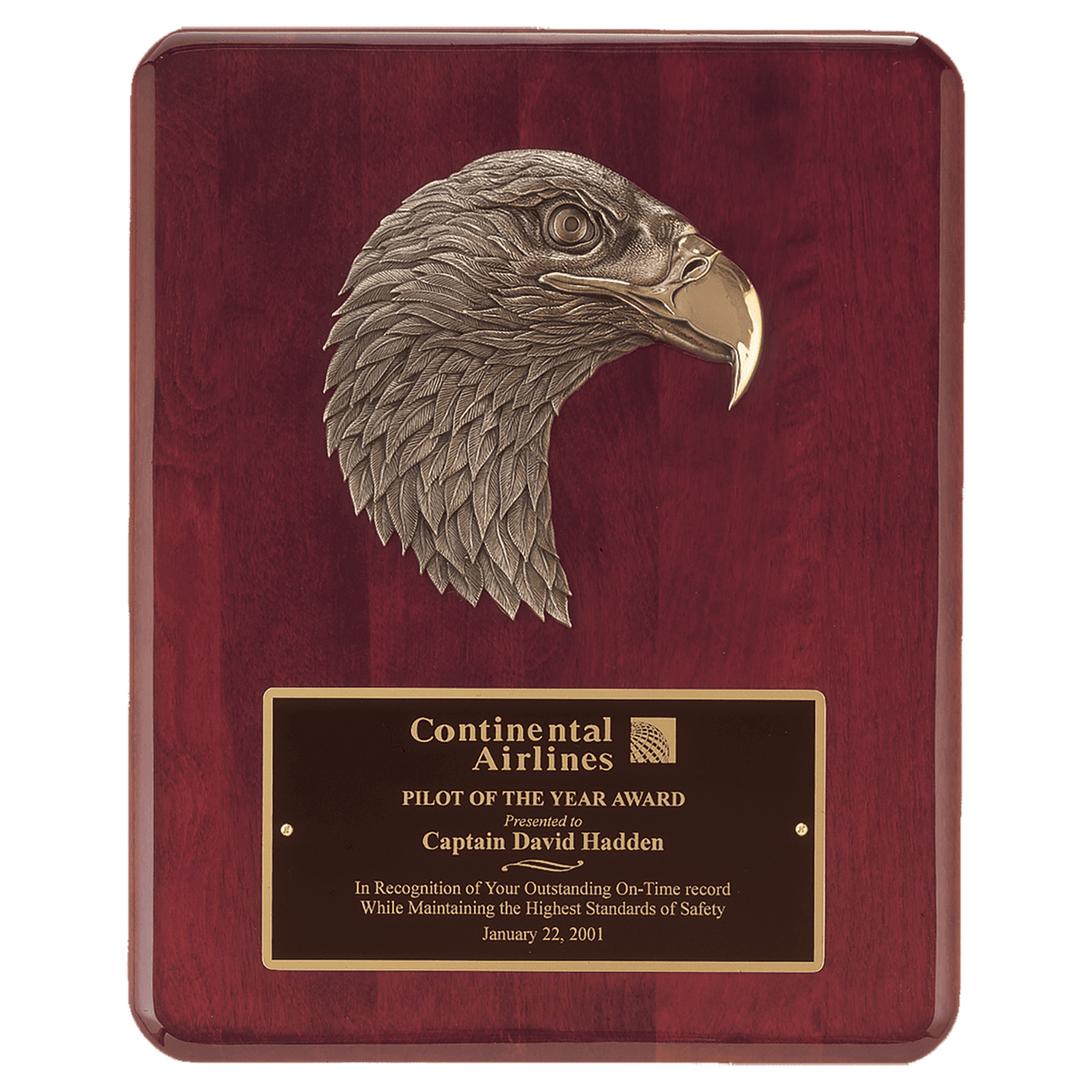 Placa De Palisandro De 8" X 10 1/2" Con Acabado De Piano Y Cabeza De Águila De Bronce Finamente Detallada Con Placa De Latón Negra Grabable