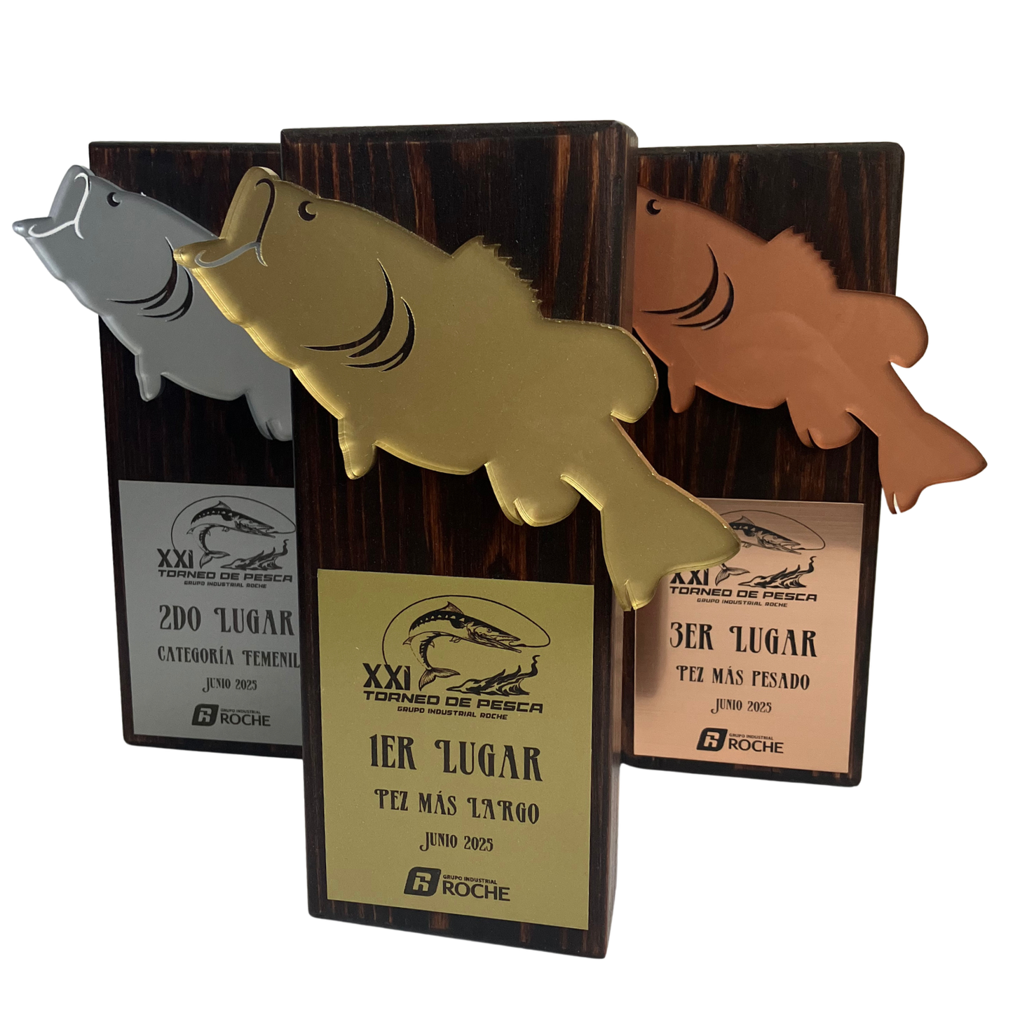 PES24730. Trofeo de Pesca Personalizado de Madera y Acrílico Dorado