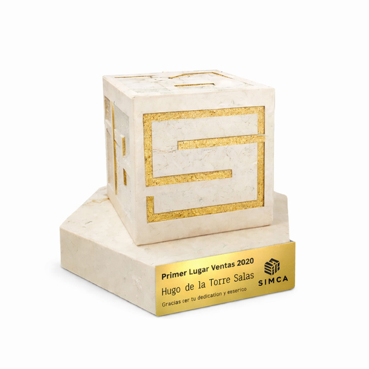 RME350. Dado de Piedra Grabado y Pintado