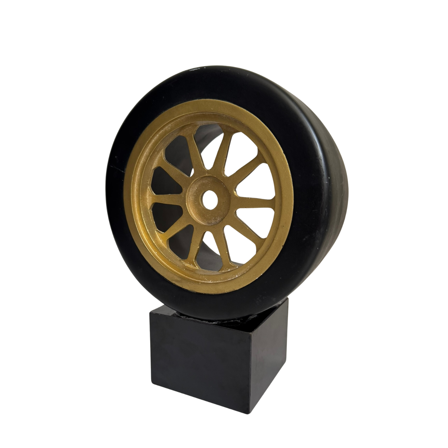 DMT100. Trofeo Automotor de Resina