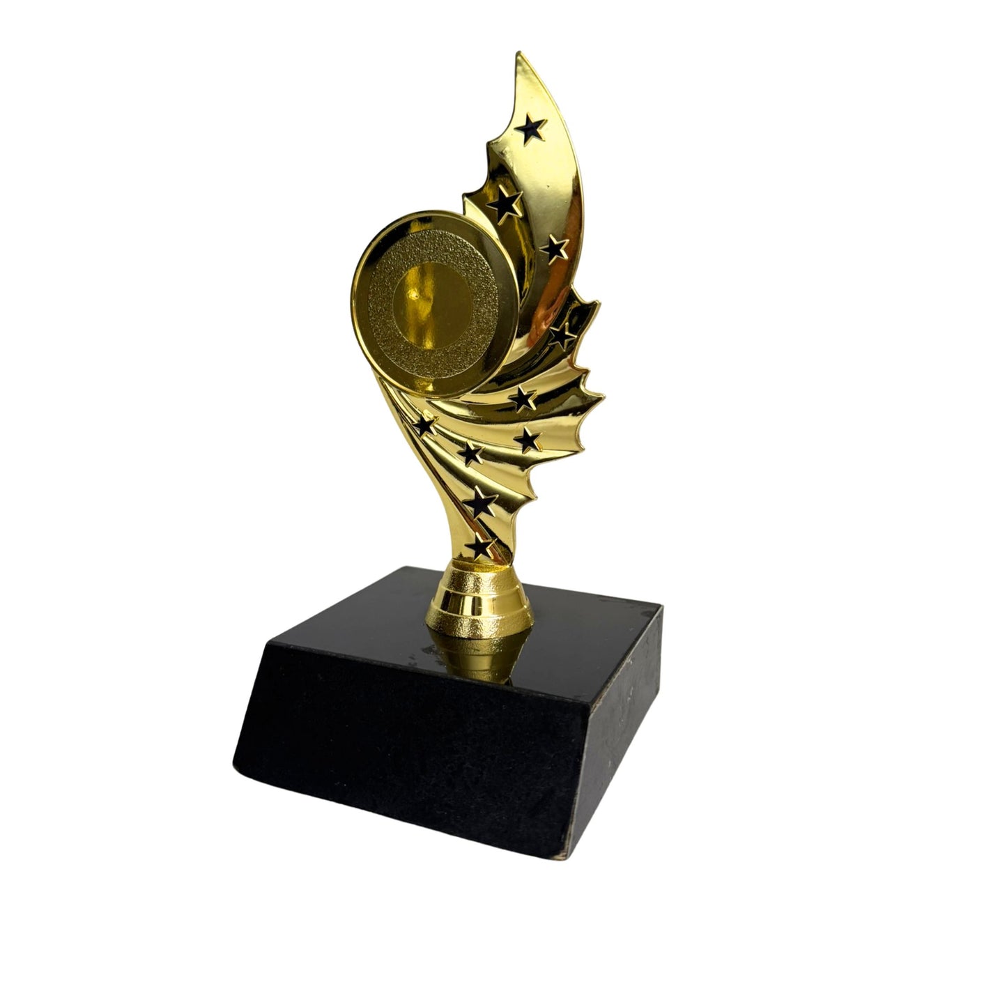 DEP429. Trofeo de Plástico con Distintivo.